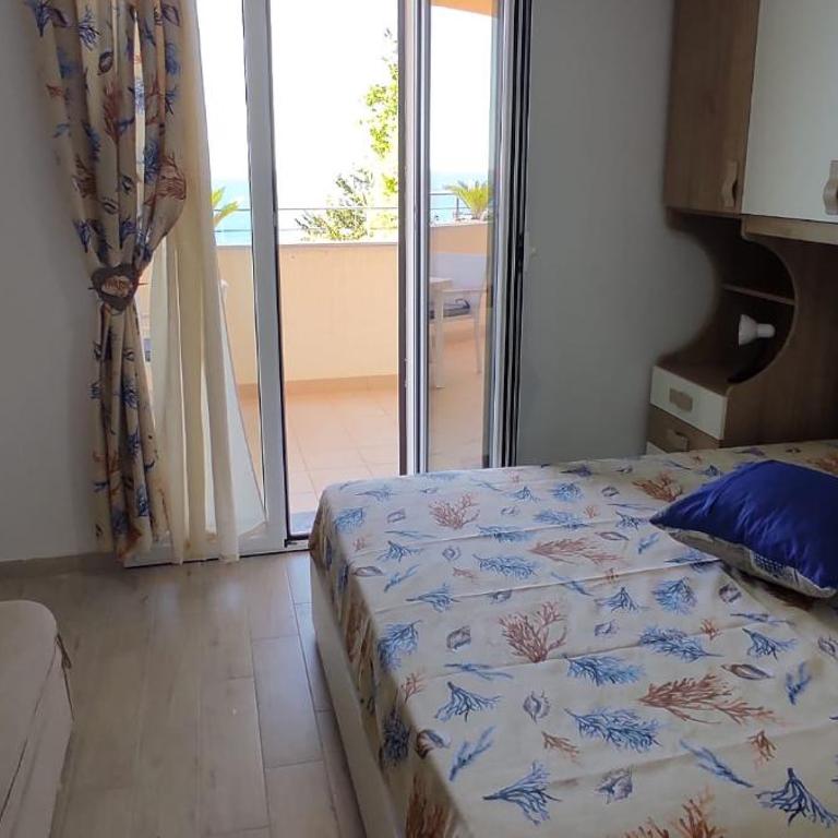 Lucia's Garden - Villa with Sea View - 3