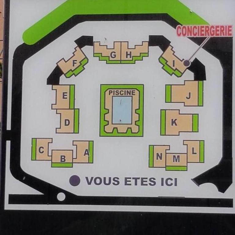 APPARTEMENT PALAVAS LES FLOTS AVEC JARDIN et PISCINE - Appartement 2 Chambres - 12
