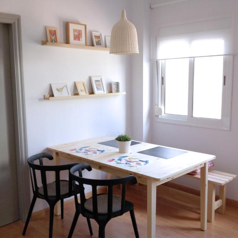 Bed and Beach Barcelona Apartments - Standard Apartment - 2