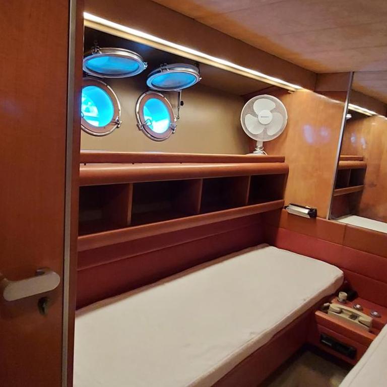 Yacht Charter Nice Cannes Antibes - Mobile Home - 31