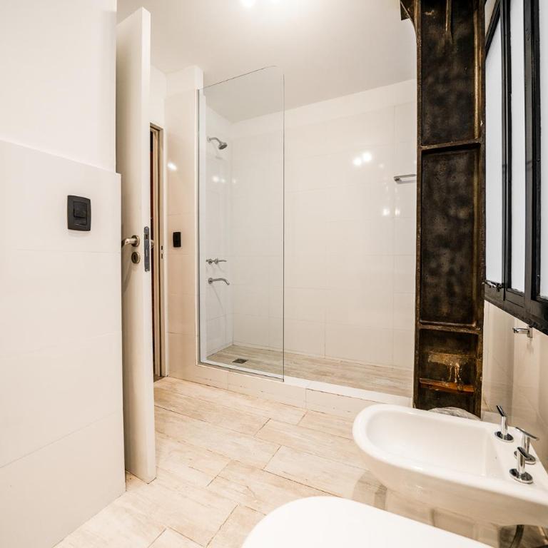 Madero Homes - Apartamento de 1 dormitorio - 42