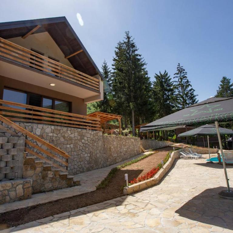 Vikendica Bjelašnica - Vila sa 2 Spavaće Sobe - 1