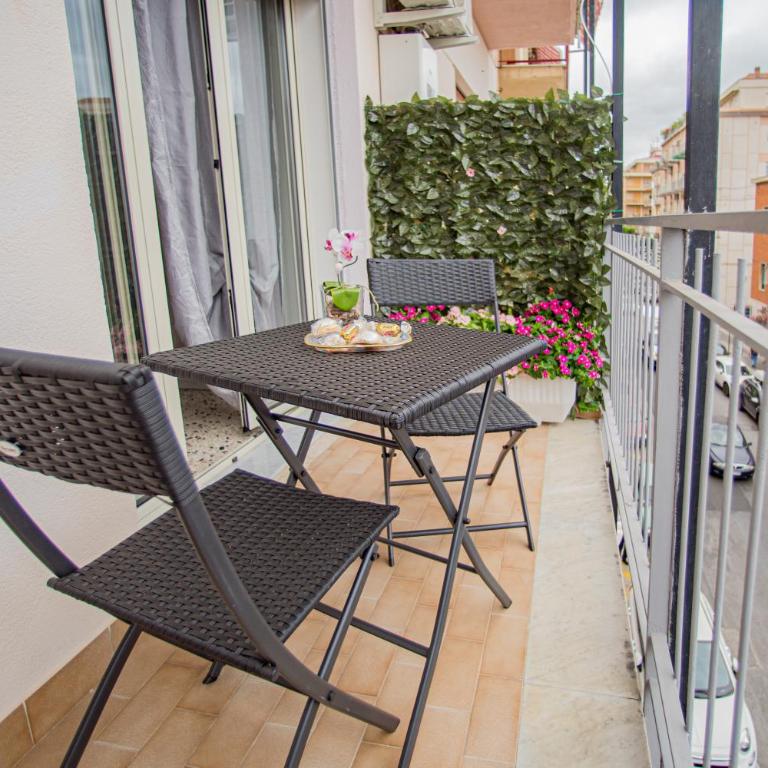 SUITE ROMA - Suite Familiare con Balcone - 16