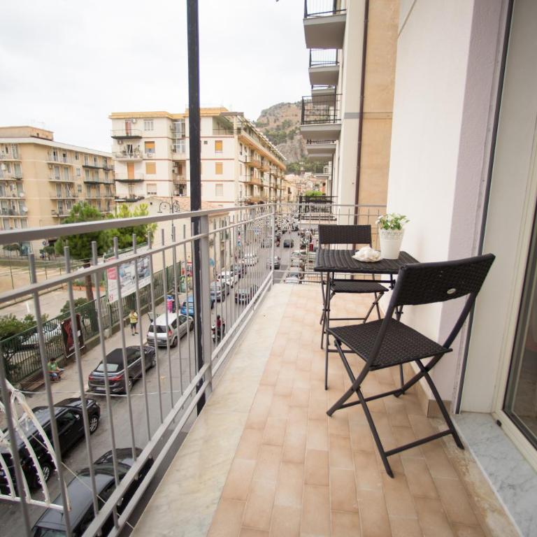 SUITE ROMA - Suite Familiare con Balcone - 17