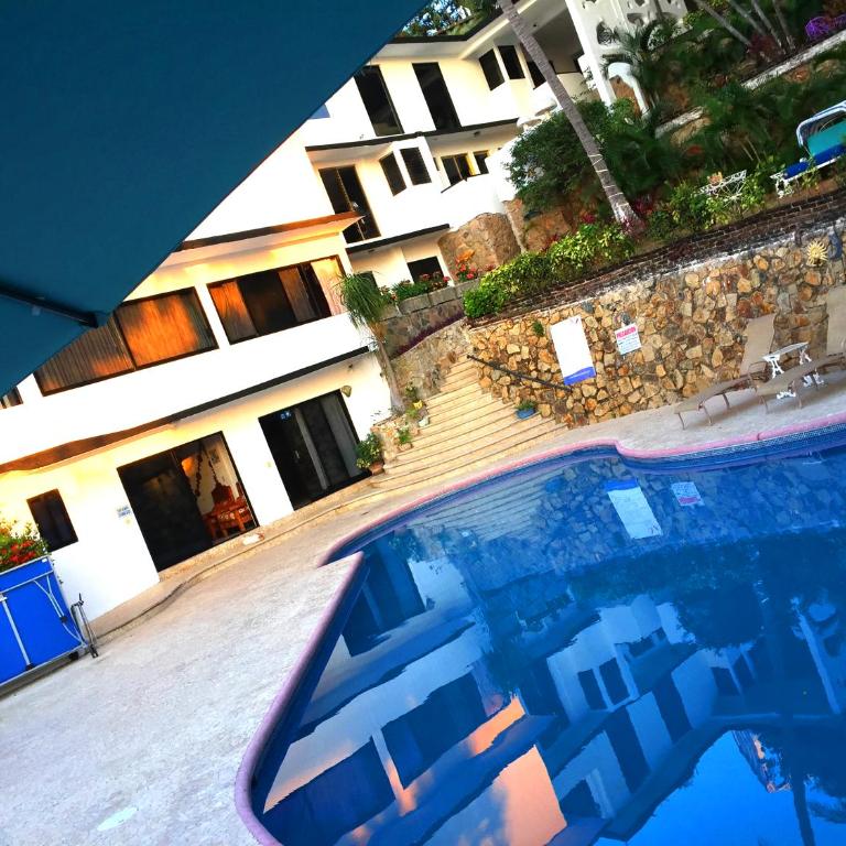 Villa Guitarron gran terraza vista espectacular 6 huespedes piscina gigante - Villa con vistas al mar - 73