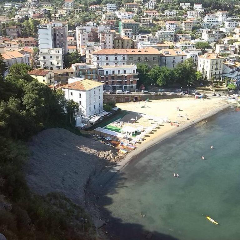 Kirillos IN CILENTO - Ampia Camera Matrimoniale/Doppia con Letti Singoli - 22