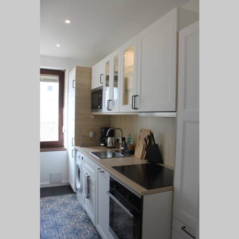 Nod off in Neudorf! Cozy 2 beds near the tram - Two-Bedroom Apartment - 12