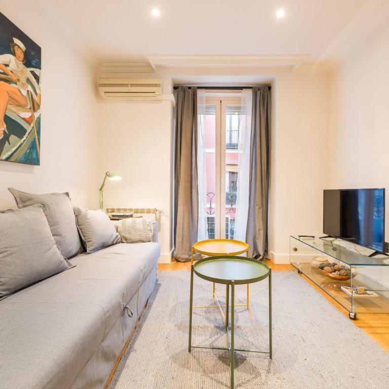 For You Rentals FREE WiFi Apartment TEMPORAL Malasaña Madrid Center MMA273 - Apartamento de 2 dormitorios - 3
