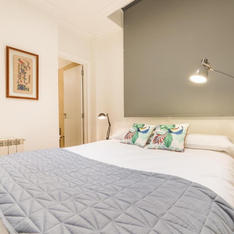 For You Rentals FREE WiFi Apartment TEMPORAL Malasaña Madrid Center MMA273 - Apartamento de 2 dormitorios - 19