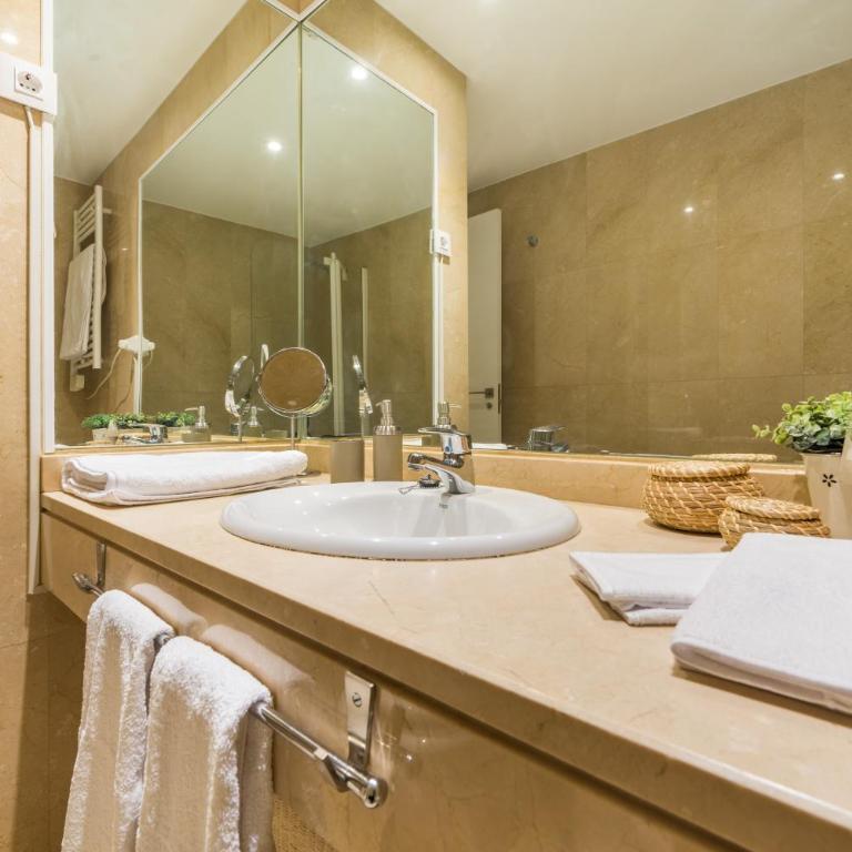For You Rentals FREE WiFi Apartment TEMPORAL Malasaña Madrid Center MMA273 - Apartamento de 2 dormitorios - 22