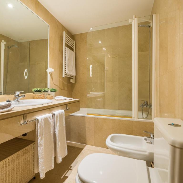 For You Rentals FREE WiFi Apartment TEMPORAL Malasaña Madrid Center MMA273 - Apartamento de 2 dormitorios - 20
