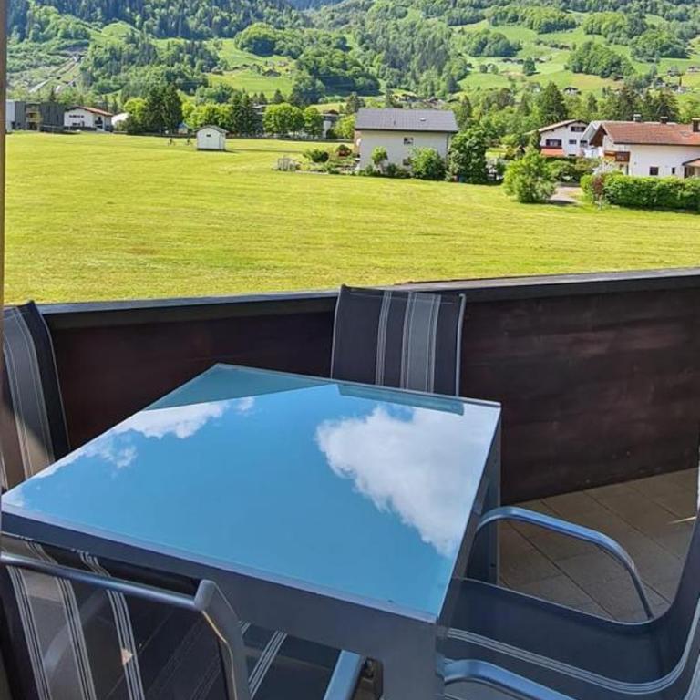 Ferienwohnung Willi - Two-Bedroom Apartment with Shower - 8
