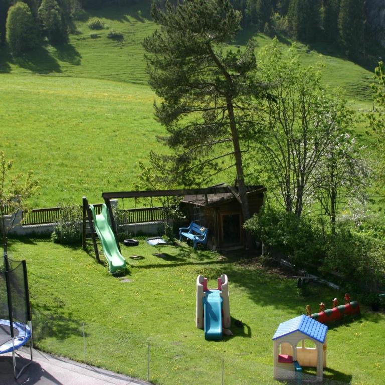 Hotel Ennskraxblick - Apartment mit 2 Schlafzimmern mit Balkon und Terrasse - 4