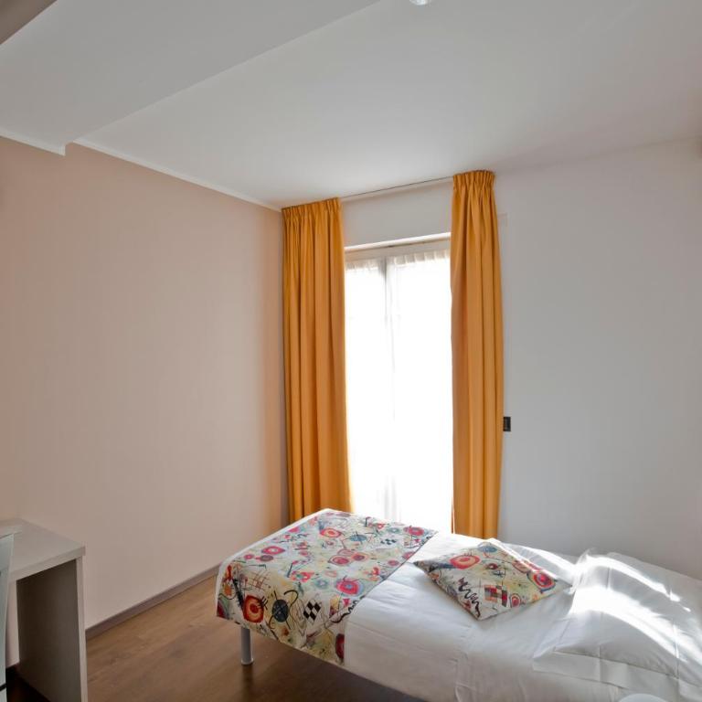 Hotel Lago di Como - Camera Singola con Bagno Privato - 3