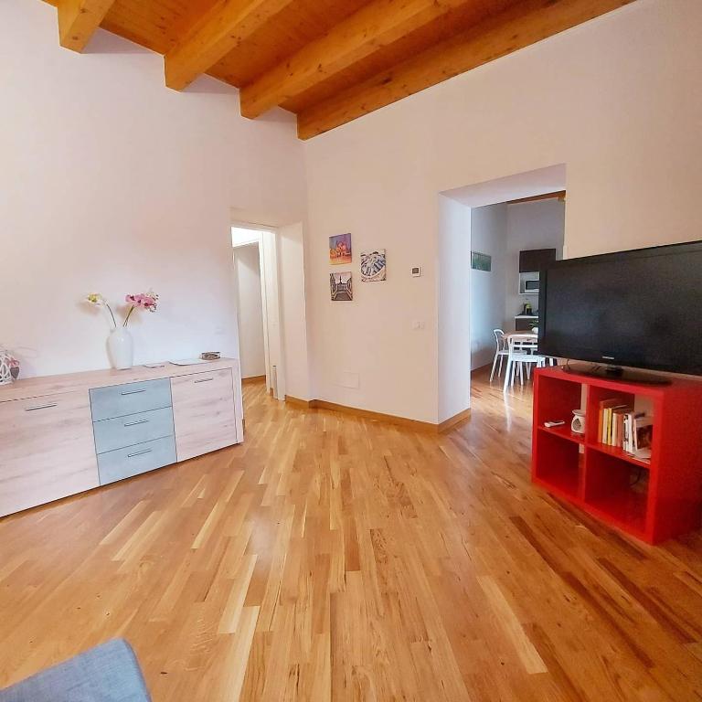 Cocciu d'amuri Central Apartment Spacious and Comfortable - Apartment - 10
