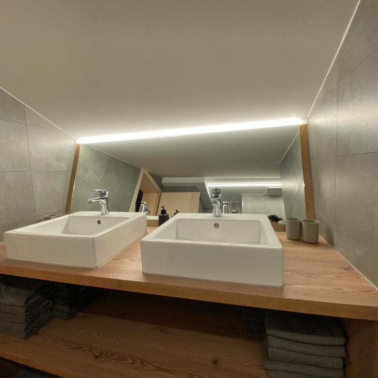 Gasthaus Sulzfluh - Familienzimmer mit Bad - 10