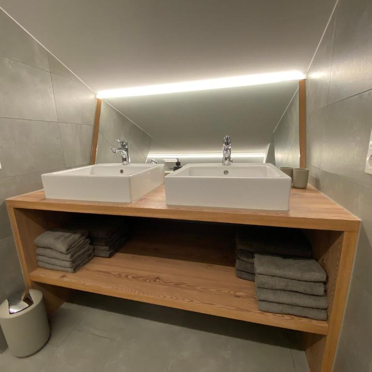 Gasthaus Sulzfluh - Familienzimmer mit Bad - 8