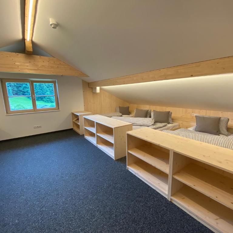 Gasthaus Sulzfluh - Familienzimmer mit Bad - 3