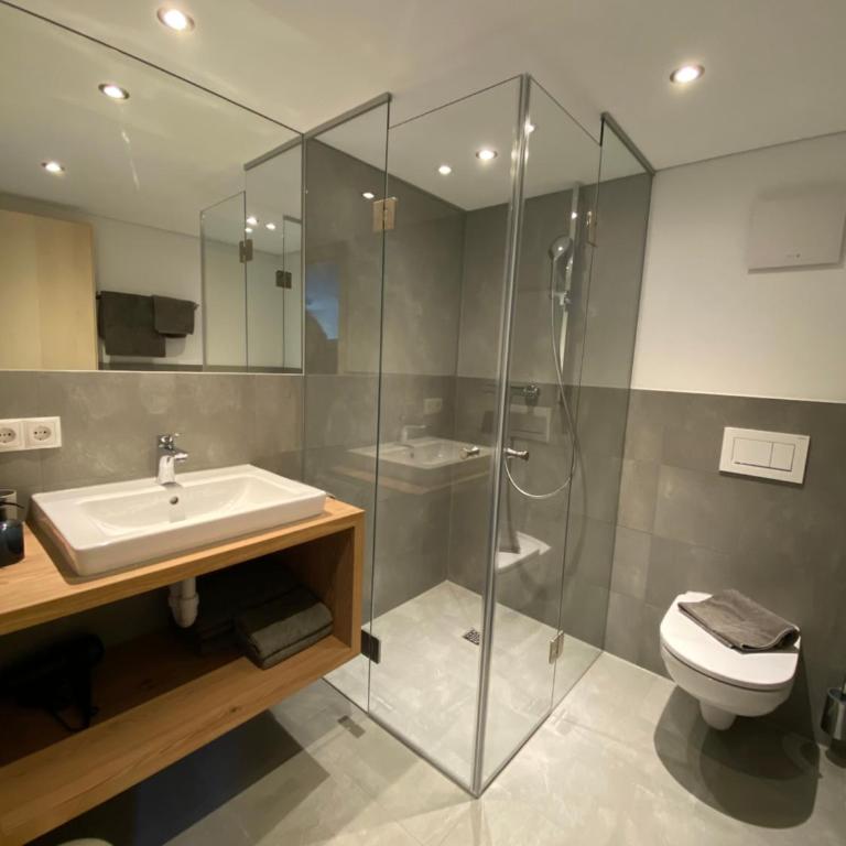 Gasthaus Sulzfluh - Familiensuite - 7