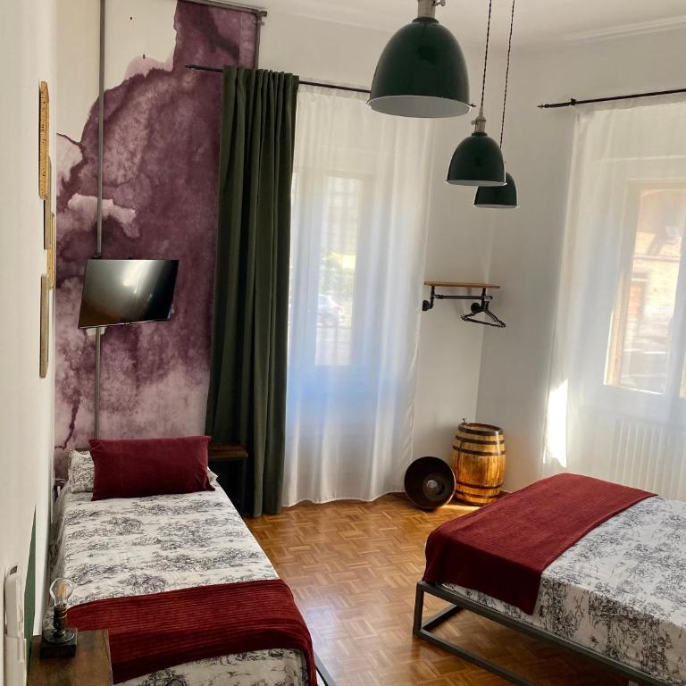 B&B Monteverdi L'Arancio - Camera Tripla con Bagno Privato Esterno - 7