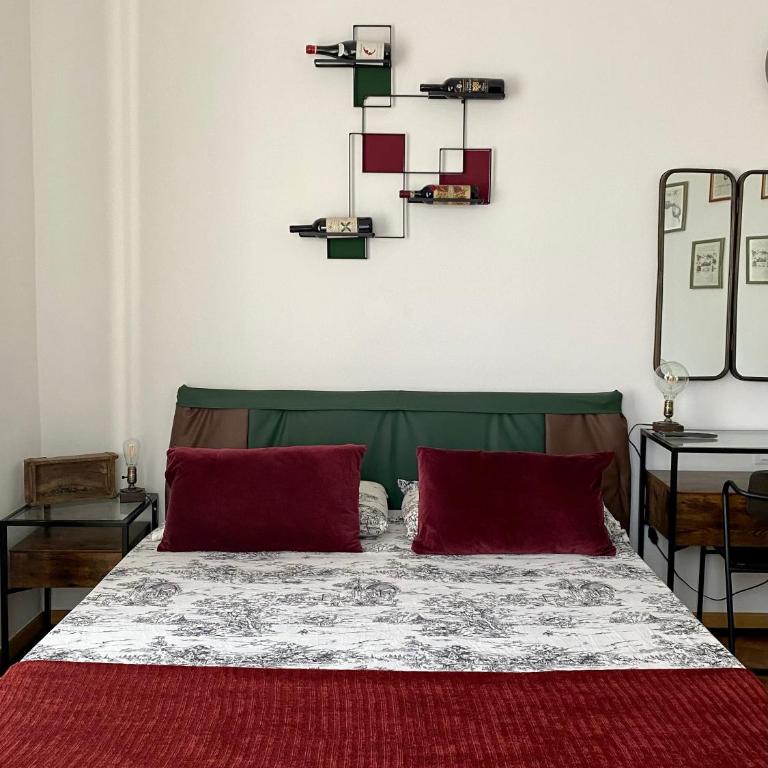 B&B Monteverdi L'Arancio - Camera Tripla con Bagno Privato Esterno - 11