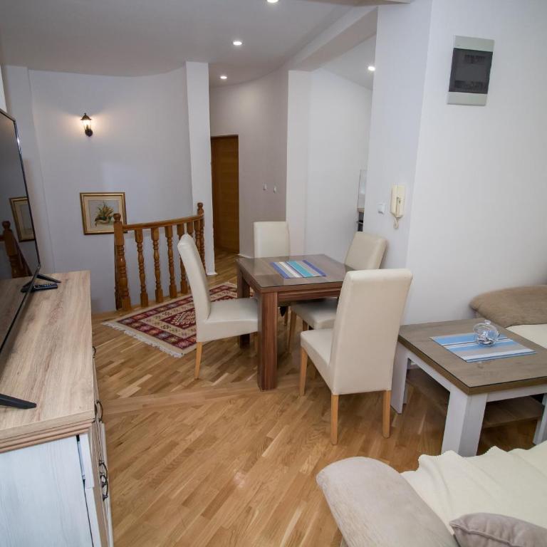 Apartments Solis - Two-Bedroom Apartment - 12