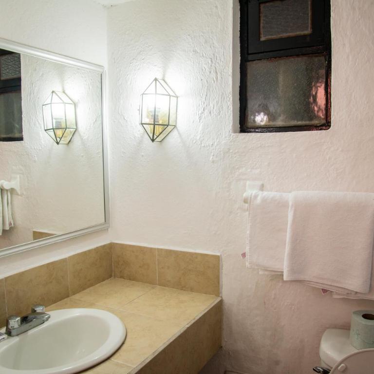 Hotel Hacienda de Cobos - Family Double Room - 7