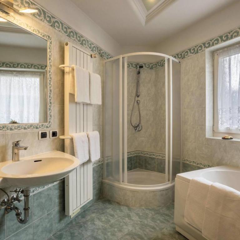 Villa Anita San Vigilio di Marebbe - Appartamento Deluxe con 2 Camere da Letto e Vista Giardino - 25
