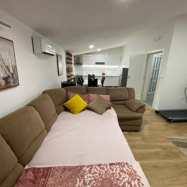 Apartments Ivanovic - One-Bedroom Apartment - 18