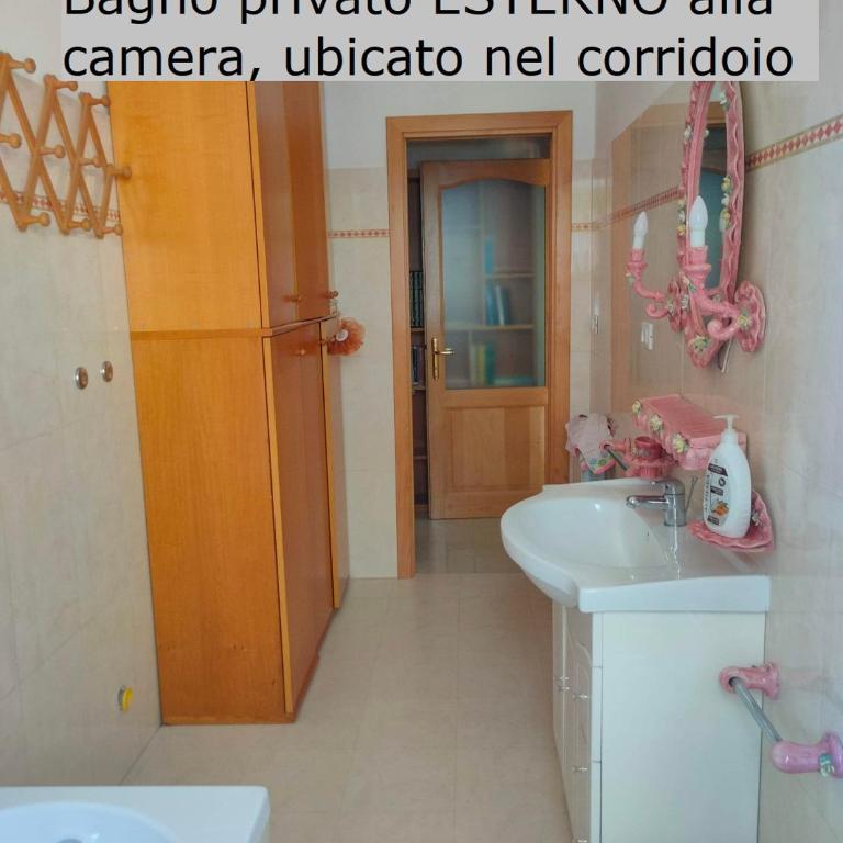 Gaeta Holidays - Camera Familiare con Balcone e Bagno Privato Esterno - 25