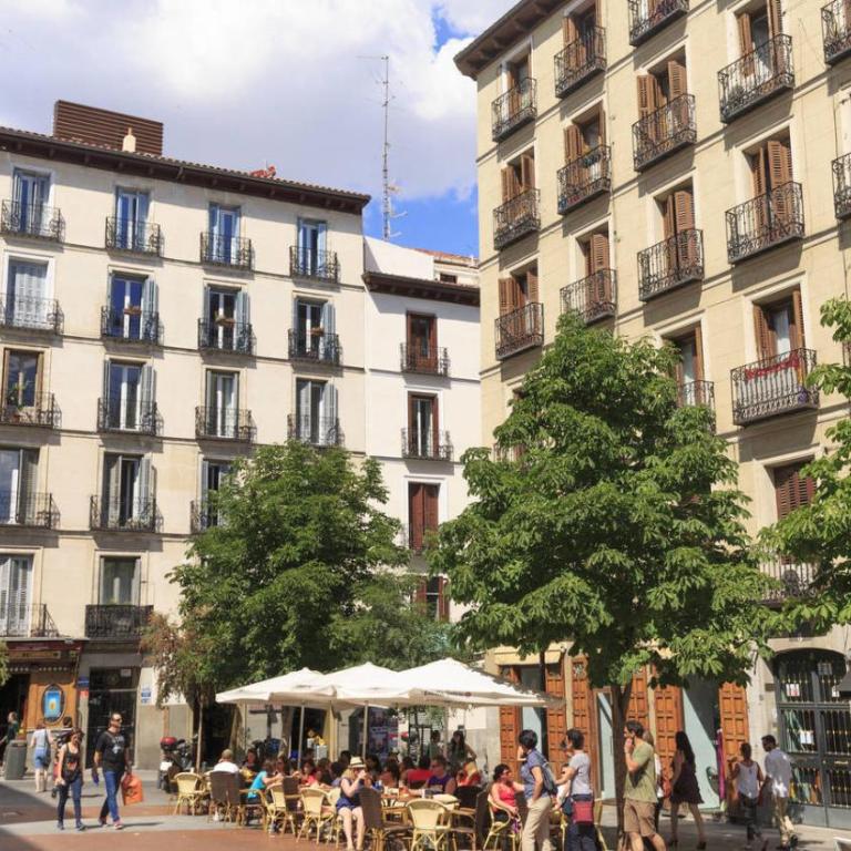 Ever House - El CORAZON de CHUECA - Three-Bedroom Apartment - 50