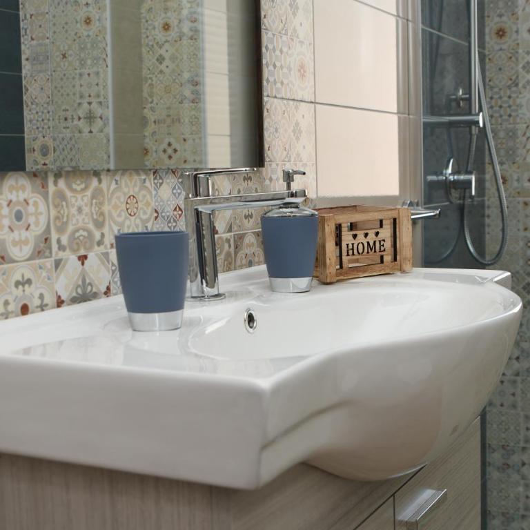 CASA FABIANA - Three-Bedroom Apartment - 7