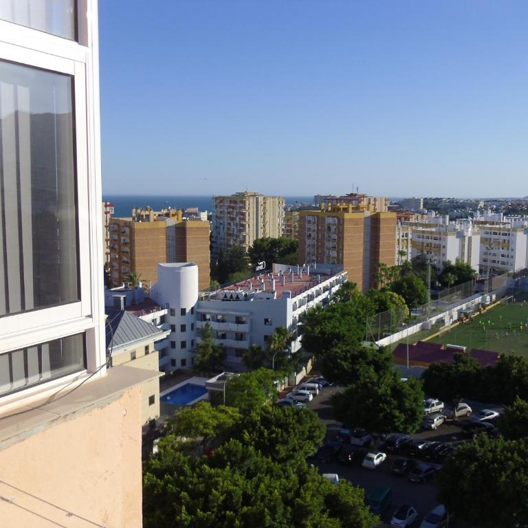 Sunny studio in Piscis building - One-Bedroom Apartment - 5