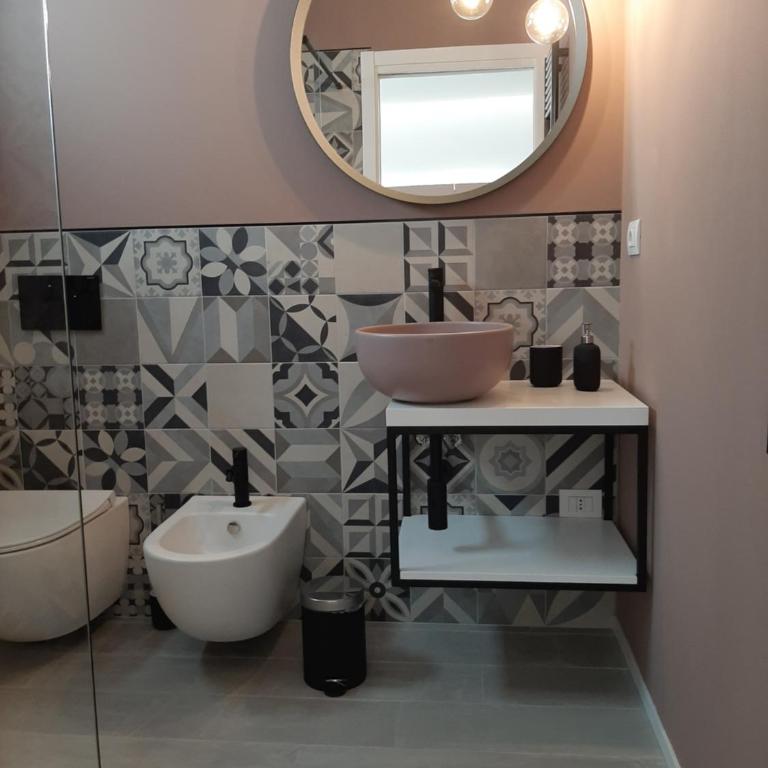 Kore Home - Camera Matrimoniale con Bagno Privato - 2