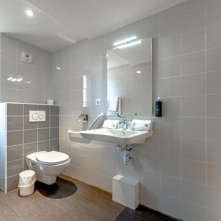 Sure Hotel by Best Western Saint-Raphael Le Dramont - Chambre Lit Queen-Size Standard - Rez-de-Chaussée/Non-Fumeurs - 6