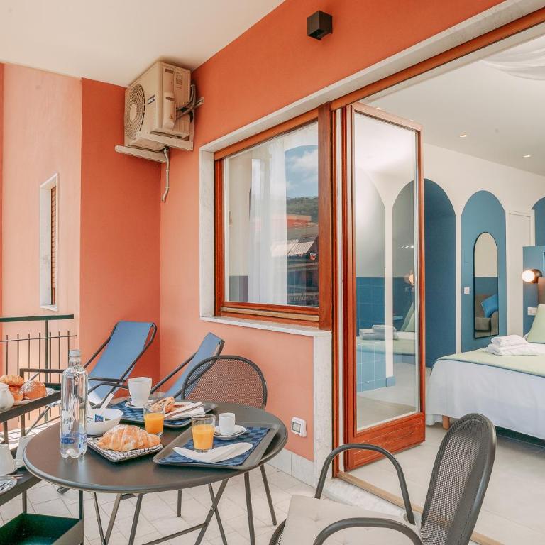 Sorrento Colors&Suites - Suite with Spa Bath - 13