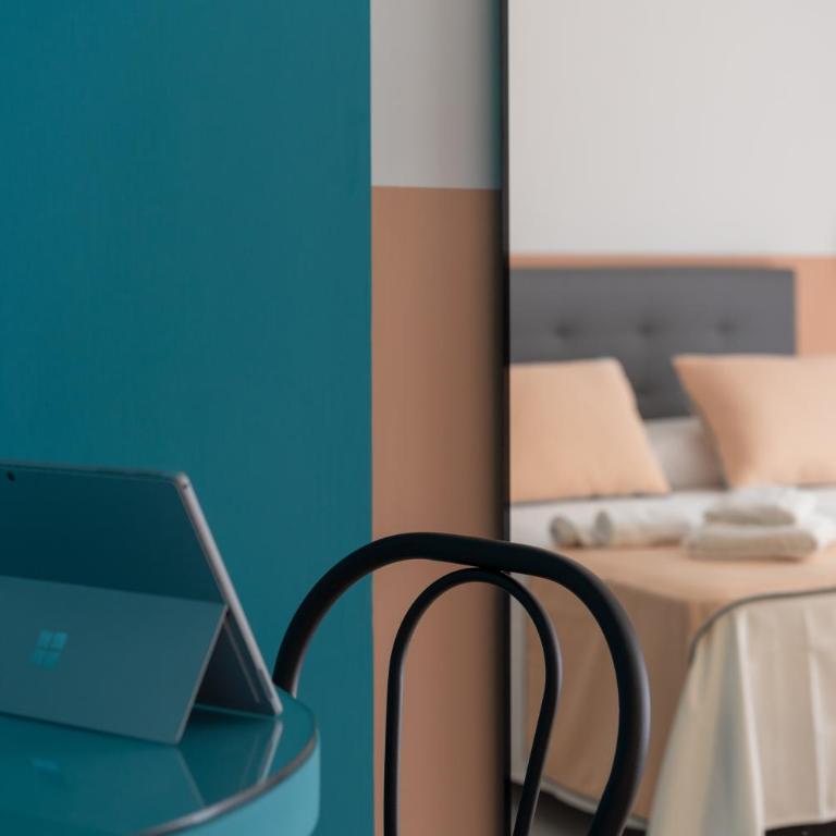 Sorrento Colors&Suites - Deluxe Double or Twin Room with Balcony - 17