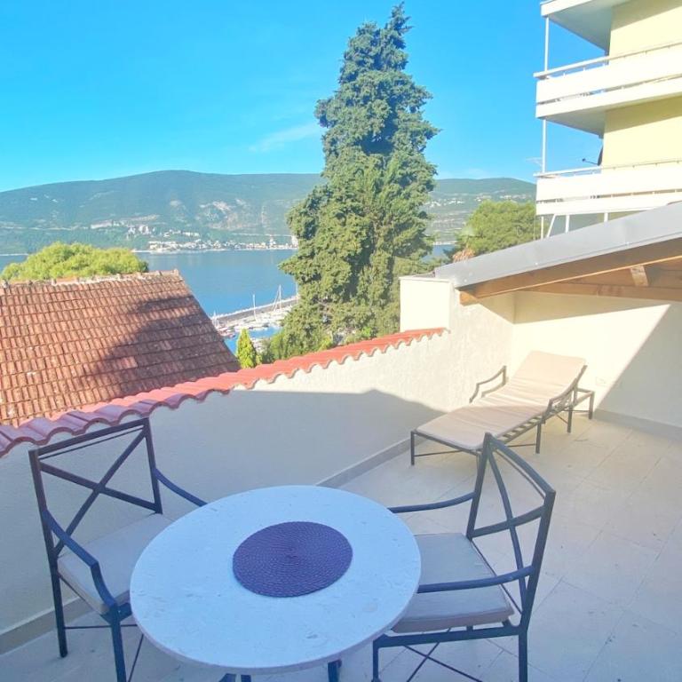 Villa Donna apartments - Deluxe Double Room with Balcony and Sea View - 3