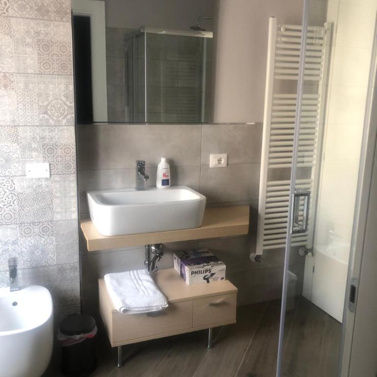 Tom & Jerry - Camera Matrimoniale con Bagno Privato - 9