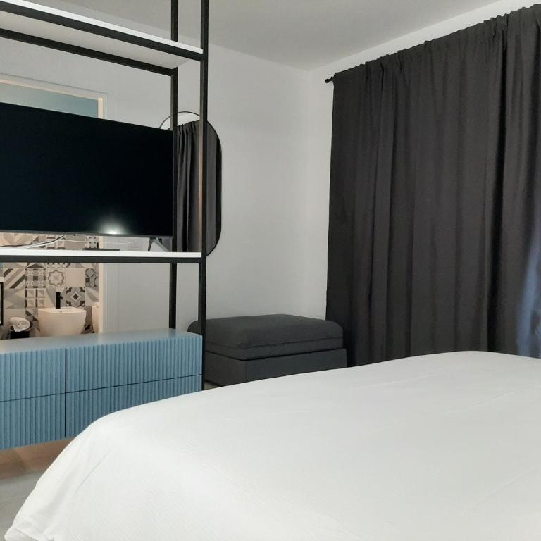 Kore Home - Camera Matrimoniale con Bagno Privato - 41