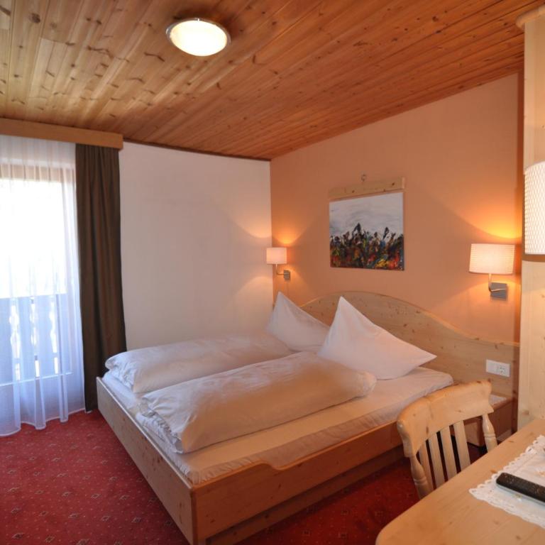 Hotel Traube - Stelvio - Camera Matrimoniale - 1