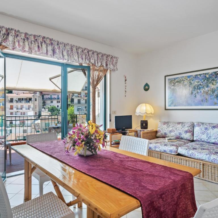 GuestHost - Taormina Comfortable Apartment with Terrace - One-Bedroom Apartment - 1