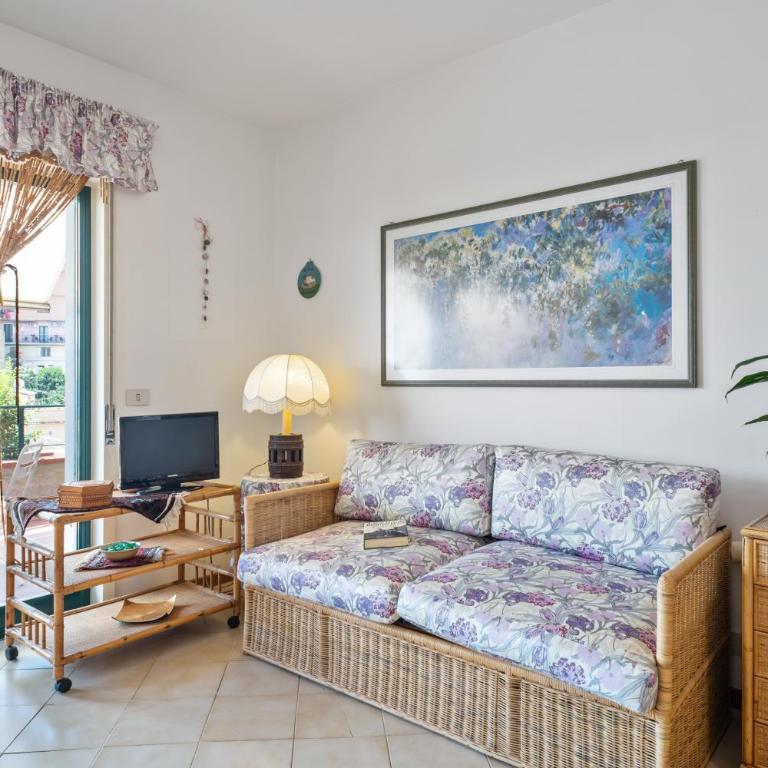 GuestHost - Taormina Comfortable Apartment with Terrace - One-Bedroom Apartment - 10