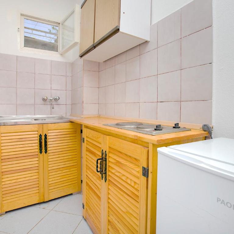 Davidovic Apartments - Trokrevetni Studio - 10