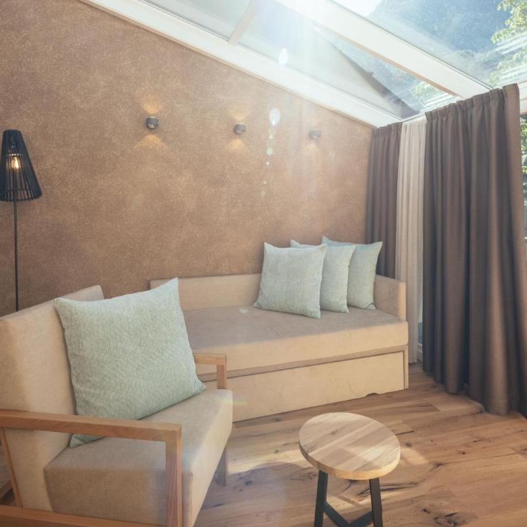 Tirolerhof - Suite Deluxe con Vasca Idromassaggio - 4