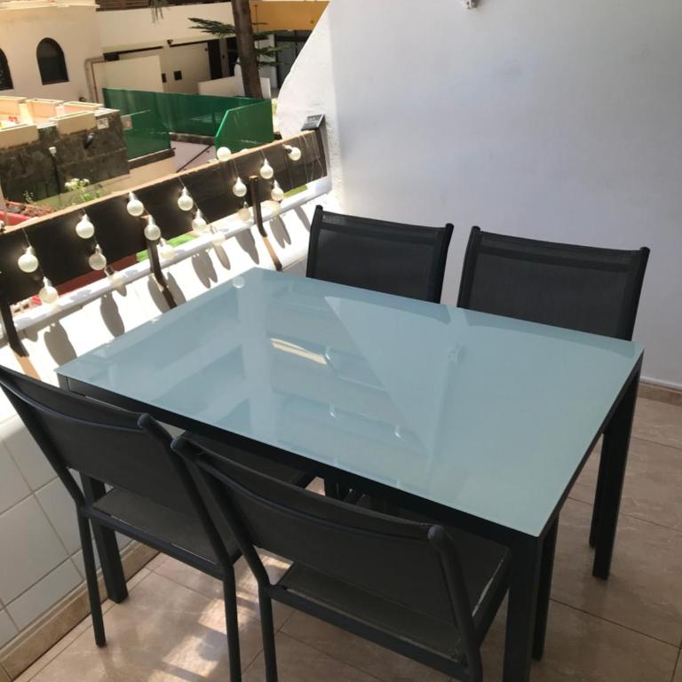 Yumbo Beach Apartment Perfect location free fast WIFI - Apartamento de 1 dormitorio - 3