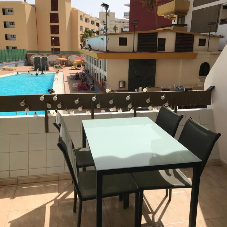 Yumbo Beach Apartment Perfect location free fast WIFI - Apartamento de 1 dormitorio - 2