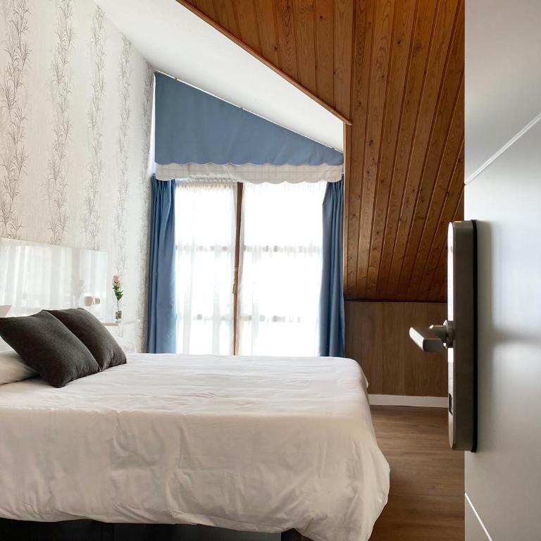 Hotel Avelina - Alojamiento Doble Superior Plus - 4