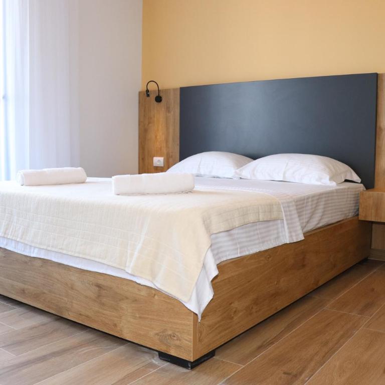 Eagles Apartments & Suites - Apartman - 1