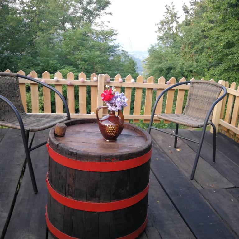 Stari dud Beserovina - Kuća sa 2 Spavaće Sobe - 1